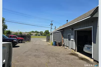 200 Main Street, East Hartford, CT 06118 - Photo 18