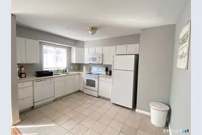 16 Chamberlain Street #16, New Haven, CT 06513 - Photo 4