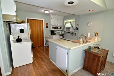 39 Taylor Road, Bethel, CT 06801 - Photo 4