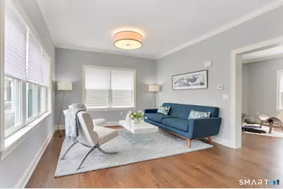 8 View Street #7, Greenwich, CT 06830 - Photo 4