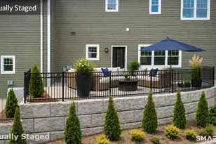 8 View St, Greenwich, CT 06830 - Photo 18
