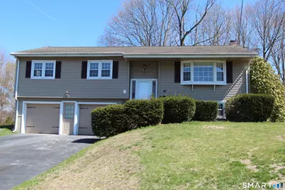 32 Lexington Circle, Newington, CT 06111 - Photo 2
