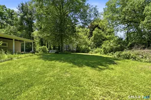35 Woodridge Cir, Ledyard, CT 06335 - Photo 12