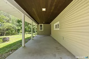 35 Woodridge Cir, Ledyard, CT 06335 - Photo 10