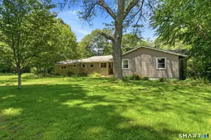 35 Woodridge Cir, Ledyard, CT 06335 - Photo 4