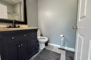 987 Silver Ln, East Hartford, CT 06118 - Photo 12