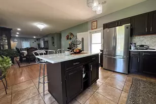 987 Silver Ln, East Hartford, CT 06118 - Photo 6