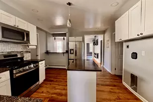 196 Russ St, Hartford, CT 06106 - Photo 2