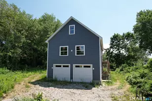 7 Larson St, Waterford, CT 06385 - Photo 6