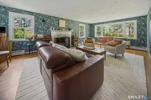 32 Fox Den Rd, Avon, CT 06001 - Photo 8