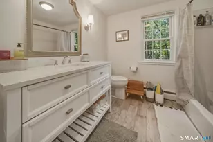 32 Fox Den Rd, Avon, CT 06001 - Photo 18