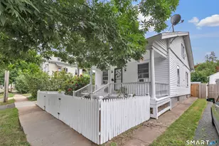 12 Violet St, Hamden, CT 06517 - Photo 32