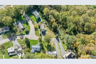 402 Wheeler Park Avenue, Fairfield, CT 06825 - Photo 30