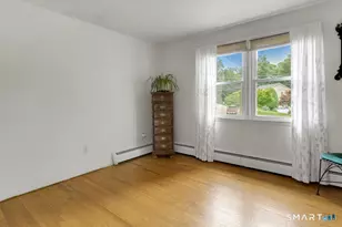 402 Wheeler Park Ave, Fairfield, CT 06825 - Photo 14