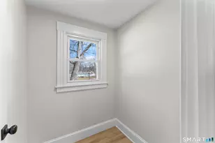 30 Oakwood St, East Hartford, CT 06108 - Photo 14