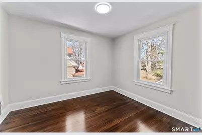 30 Oakwood Street, East Hartford, CT 06108 - Photo 16