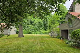 17-D Yankee Glen Dr, Madison, CT 06443 - Photo 4