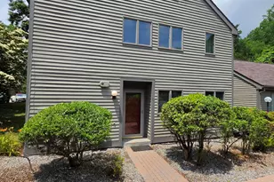 17-D Yankee Glen Dr, Madison, CT 06443 - Photo 2