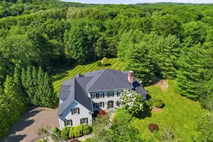 30 Carriage Dr, Easton, CT 06612 - Photo 2