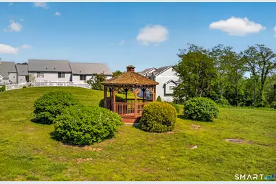 560 Silver Sands Road #903, East Haven, CT 06512 - Photo 32