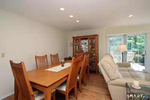 25 Hamden Hills Dr, Hamden, CT 06518 - Photo 6