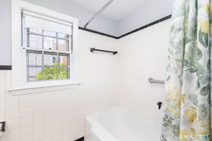 19 Baldwin St, West Hartford, CT 06110 - Photo 20