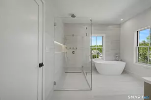 124 Forest St, New Canaan, CT 06840 - Photo 30