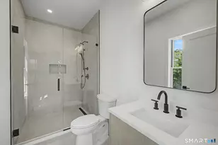 124 Forest St, New Canaan, CT 06840 - Photo 32