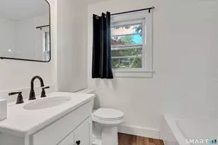8 Cove View Dr, Waterford, CT 06375 - Photo 30
