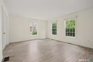 56 Portland Ave, Redding, CT 06896 - Photo 4