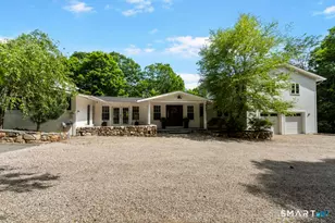 23 Laurel Ln, Wilton, CT 06897 - Photo 2