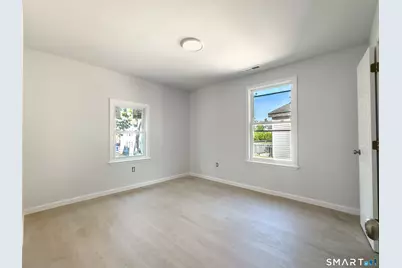 76 Burton Street, Waterbury, CT 06704 - Photo 6