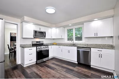 25 Hampshire Drive, Glastonbury, CT 06033 - Photo 6