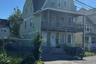111 Calhoun Pl, Bridgeport, CT 06606 - Photo 2