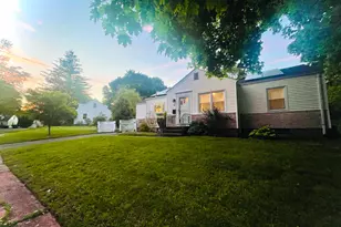 41 Cumpstone Dr, Hamden, CT 06518 - Photo 2