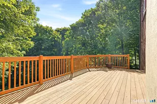 136 Hoyts Hill, Bethel, CT 06801 - Photo 32
