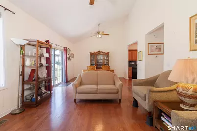 2950 State Street #22, Hamden, CT 06517 - Photo 10