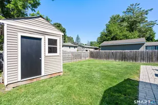 31 Cowan St, Suffield, CT 06078 - Photo 26