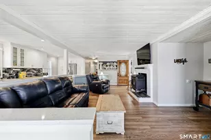 331 Halladay Dr, Suffield, CT 06093 - Photo 12