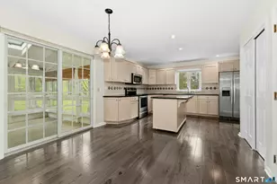 12 Heritage Dr, Danbury, CT 06811 - Photo 10
