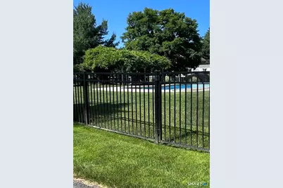 594 Mountain Road #D, West Hartford, CT 06117 - Photo 4