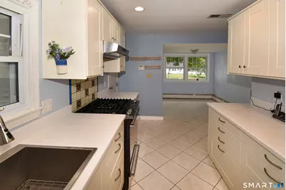 294 Wooster Street, New Britain, CT 06052 - Photo 10