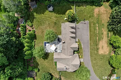 18 West Meadow Road, Wilton, CT 06897 - Photo 2
