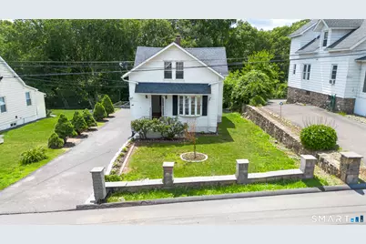 44 Quinsigamond Avenue, Waterbury, CT 06708 - Photo 1