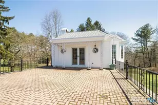 85 Cherry Hill Rd, Branford, CT 06405 - Photo 1