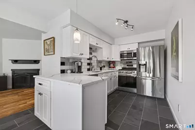 722 Robert Frost Drive #722, Branford, CT 06405 - Photo 12