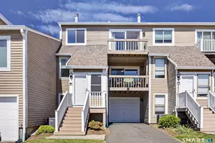 722 Robert Frost Dr, Branford, CT 06405 - Photo 1