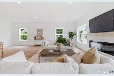 27 Suzanne Circle, Fairfield, CT 06825 - Photo 6