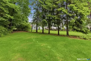 27 Suzanne Cir, Fairfield, CT 06825 - Photo 40