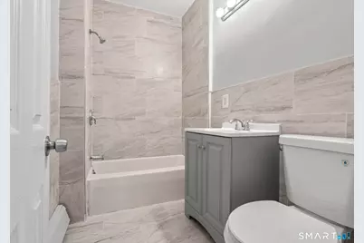 30 North Walnut Street, Waterbury, CT 06704 - Photo 16